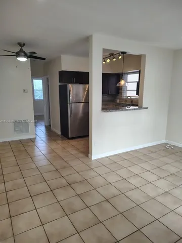 $1,700 | 521 Northeast 62nd Street, Unit 4, Miami, FL 33138