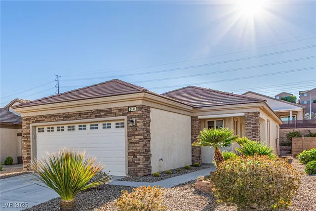 $1,805 | 2441 Erastus Drive, Henderson, NV 89044