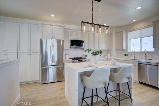 $1,299,000 | 256 North 7th Street, Grover Beach, CA 93433