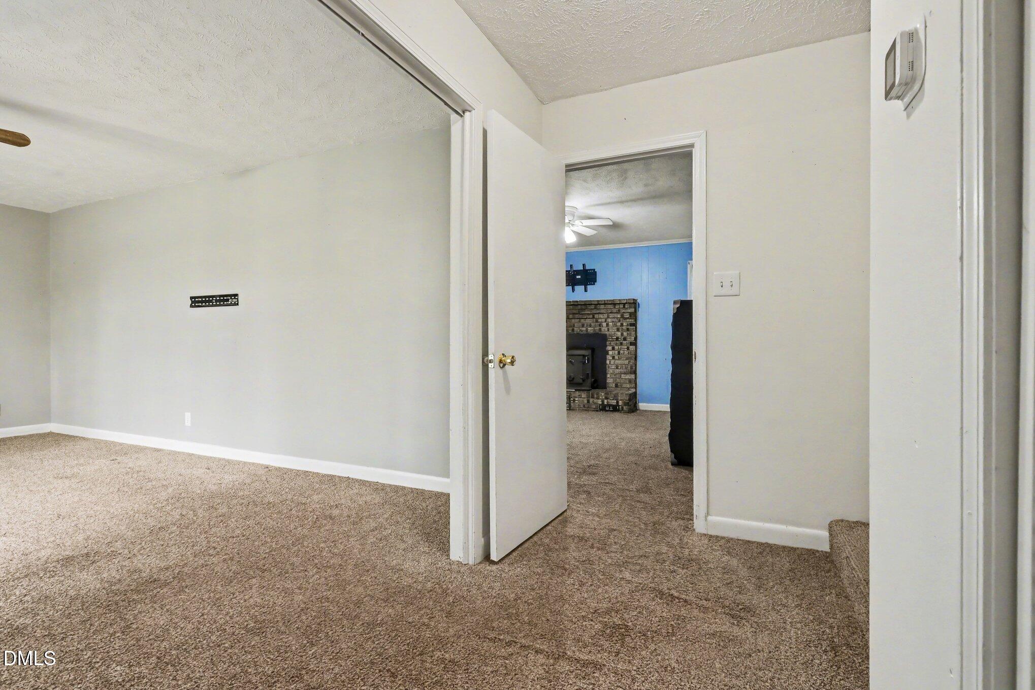 875 Wynn Road Clinton, NC 28328 - Photo 6 of 35 006_file_4061