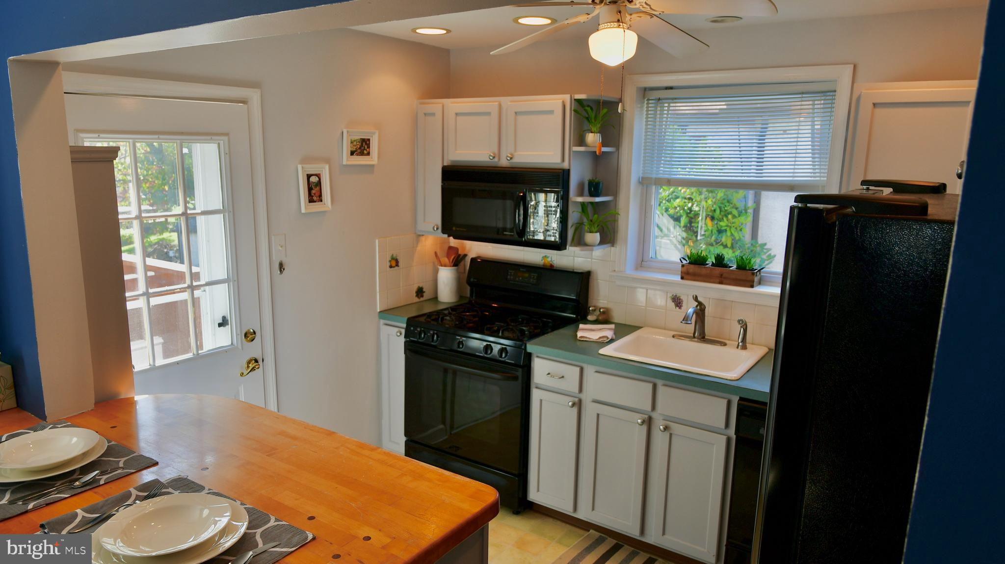 109 Barren Road Newtown Square, PA 19073 - Photo 17 of 52 Kitchen has door to deck