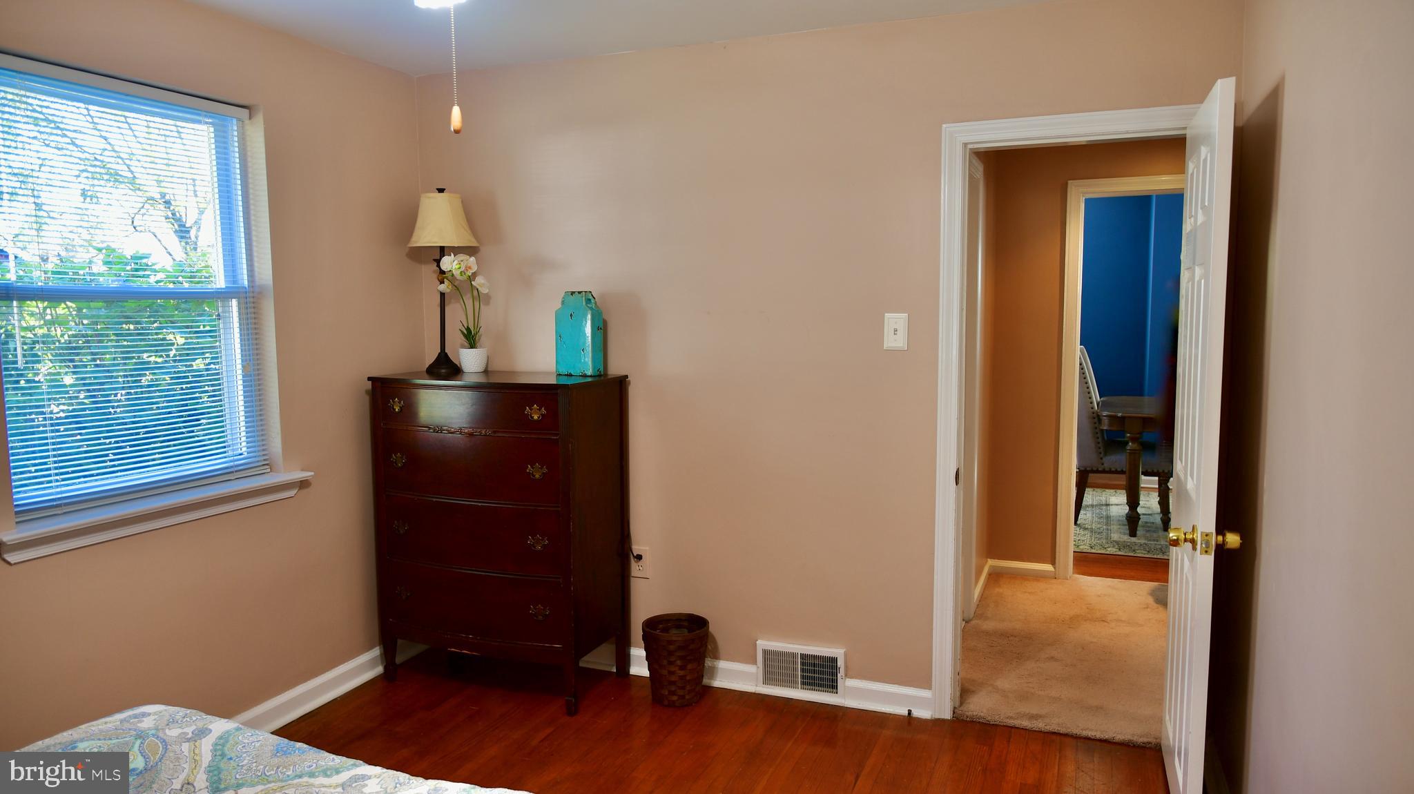 109 Barren Road Newtown Square, PA 19073 - Photo 23 of 52 1st Floor Bedroom