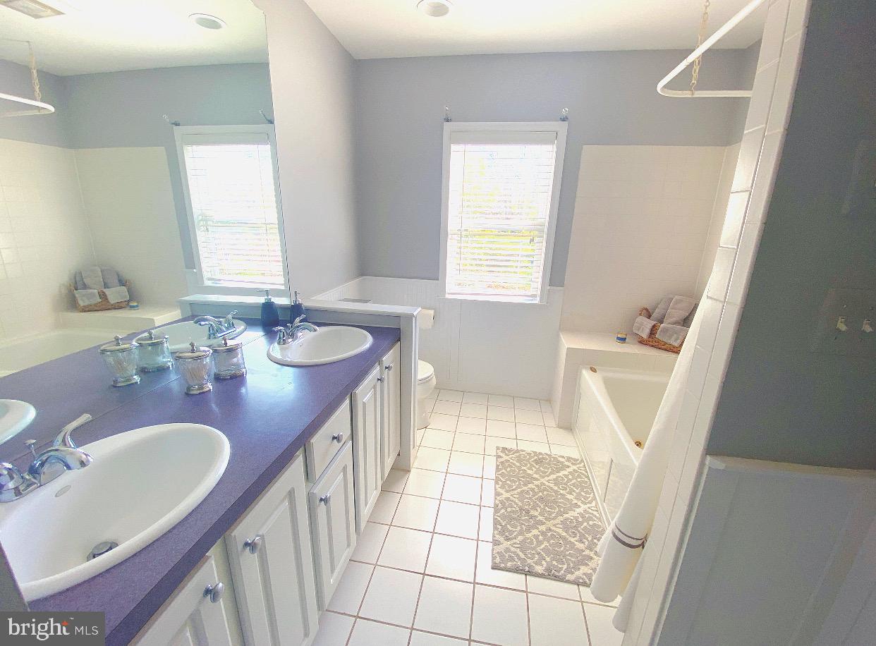 109 Barren Road Newtown Square, PA 19073 - Photo 30 of 52 Double sink in Master Bathroom