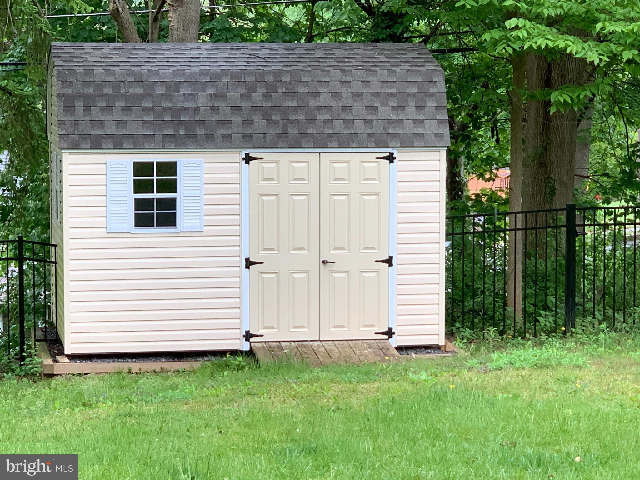 109 Barren Road Newtown Square, PA 19073 - Photo 44 of 52 Newer (2017) shed