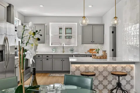 $499,900 | 354 East Village Lane, Nashville, TN 37216
