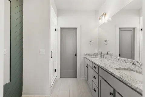 $525,000 | 354 East Village Lane, Nashville, TN 37216