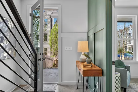 $499,900 | 354 East Village Lane, Nashville, TN 37216