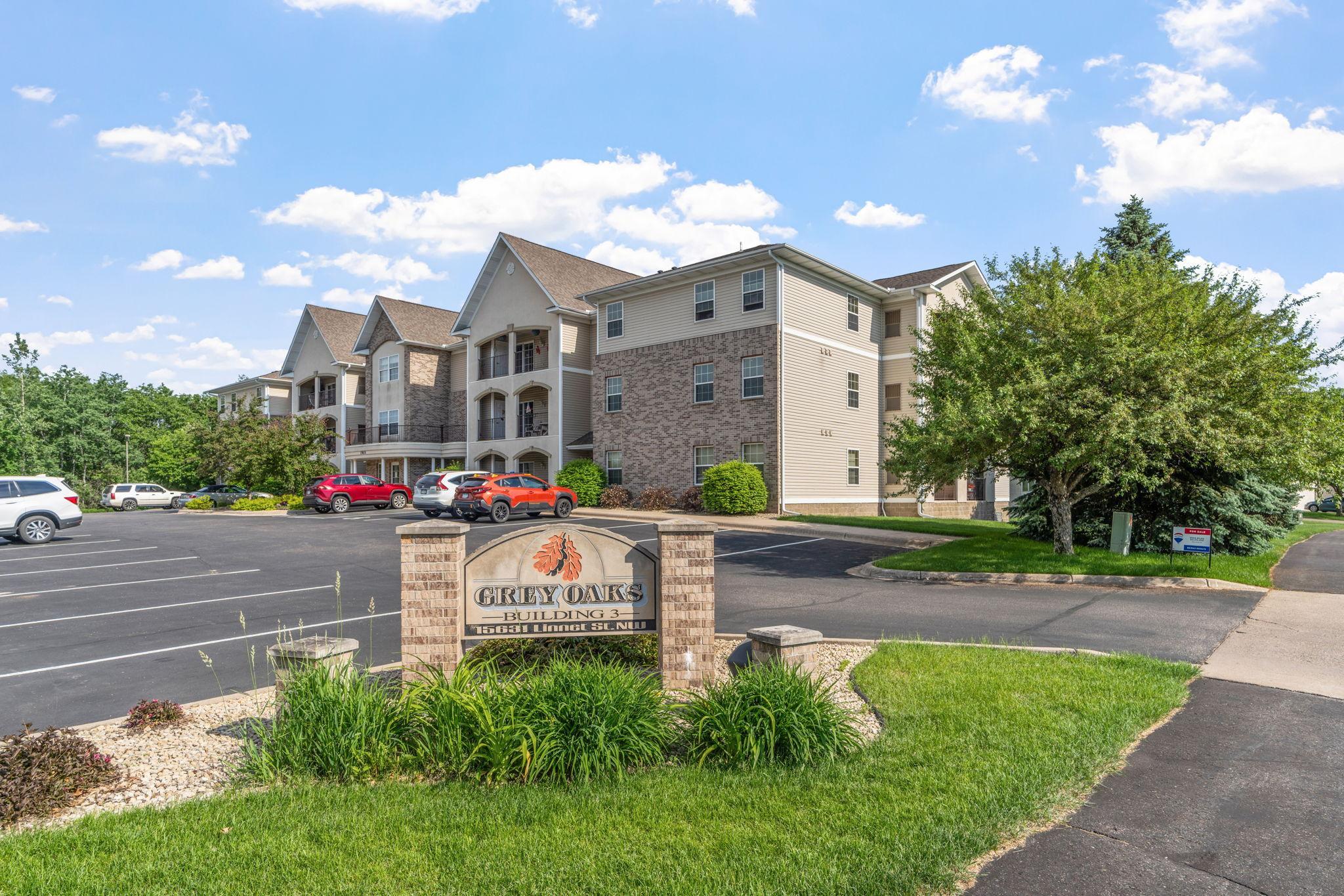 15631 Linnet Street Northwest, Unit 3202 Andover, MN 55304 - Photo 2 of 23