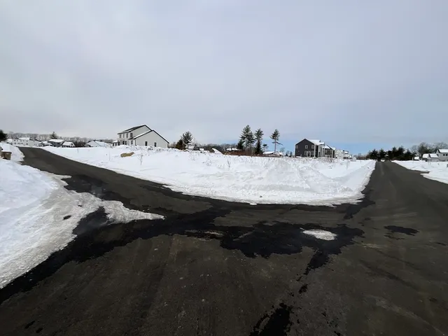 $225,000 | Lot 88 Turning Leaf/equinox Pass, Ludlow, MA 01056