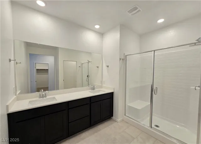 $2,200 | 375 Powell Crest Drive, Henderson, NV 89015