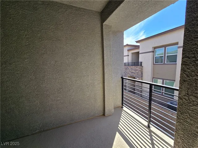 $2,200 | 375 Powell Crest Drive, Henderson, NV 89015