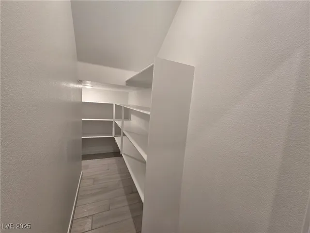 $2,200 | 375 Powell Crest Drive, Henderson, NV 89015