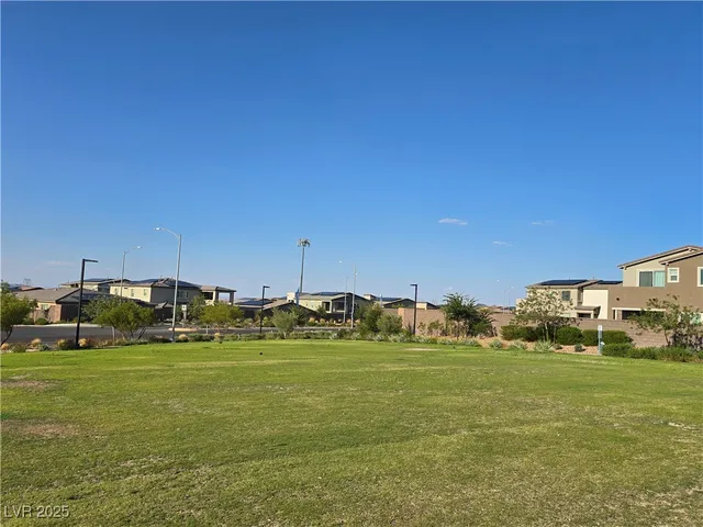 $2,200 | 375 Powell Crest Drive, Henderson, NV 89015