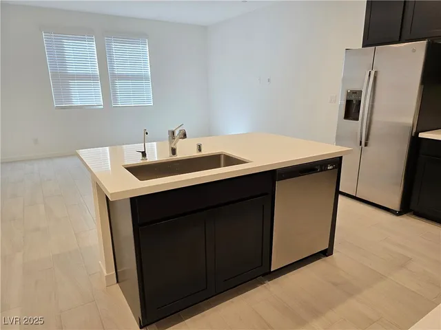 $2,200 | 375 Powell Crest Drive, Henderson, NV 89015