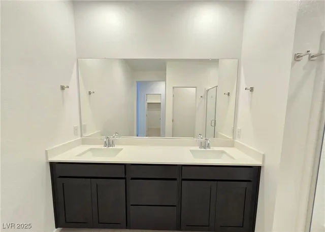 $2,200 | 375 Powell Crest Drive, Henderson, NV 89015