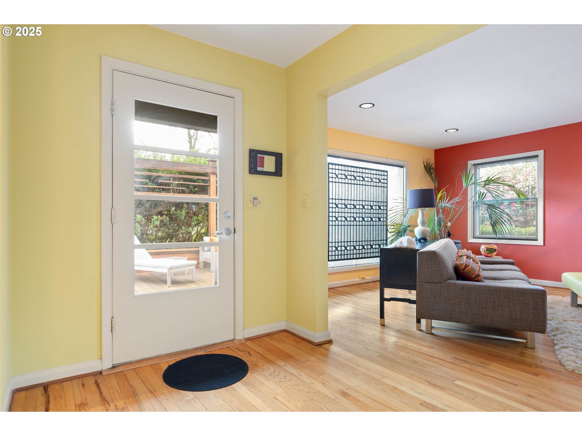 2935 Southwest Hamilton Street Portland, OR 97239 - Photo 5 of 38