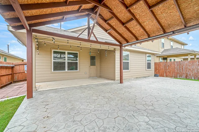 $2,200 | 14051 Cremello Falls, San Antonio, TX 78254