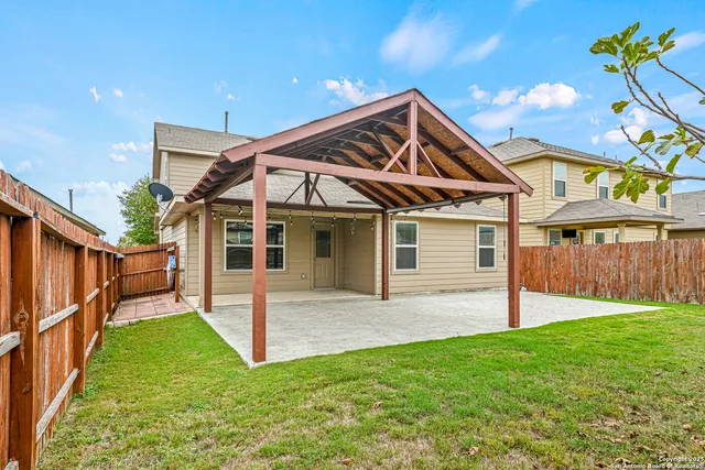 $2,200 | 14051 Cremello Falls, San Antonio, TX 78254