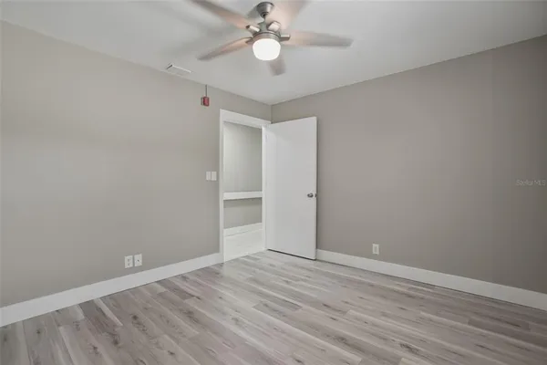 a view of a yard with a lake