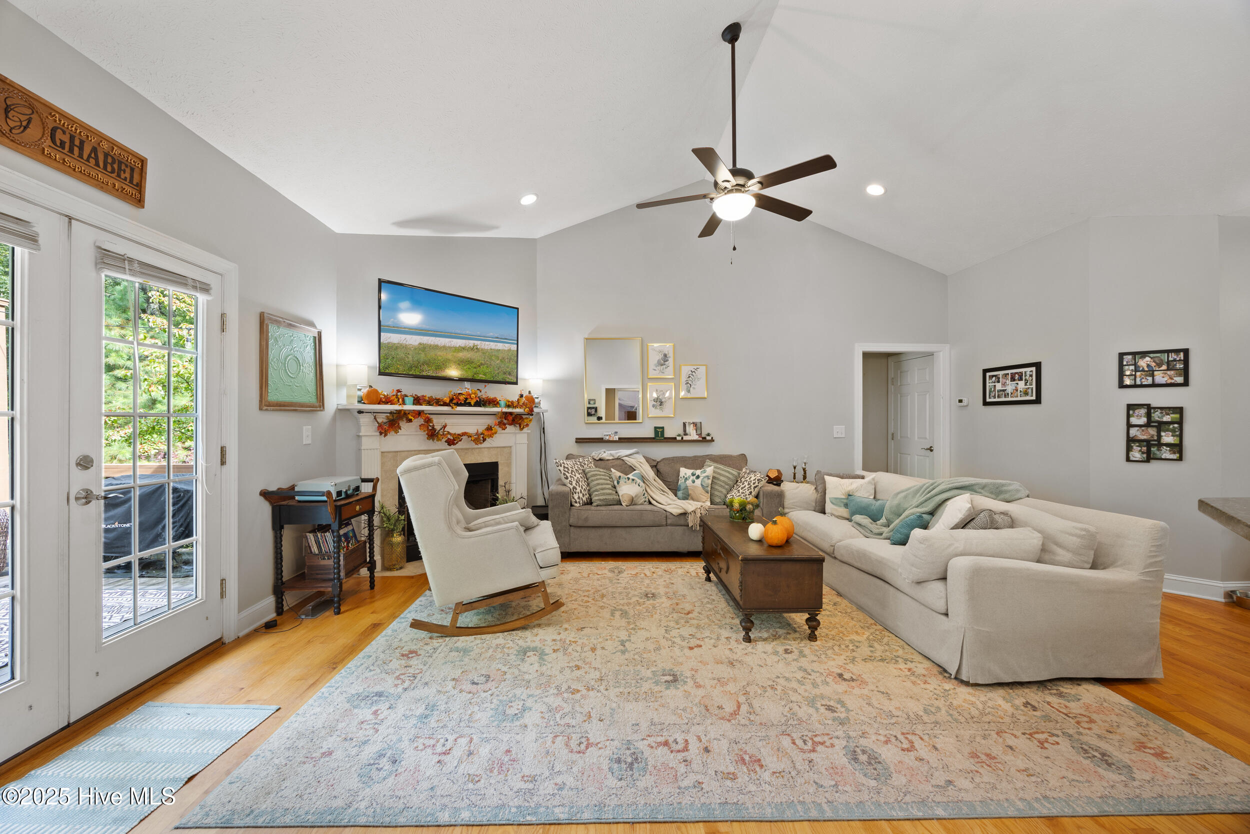 223 Palomino Road Carthage, NC 28327 - Photo 12 of 34 LIVING ROOM