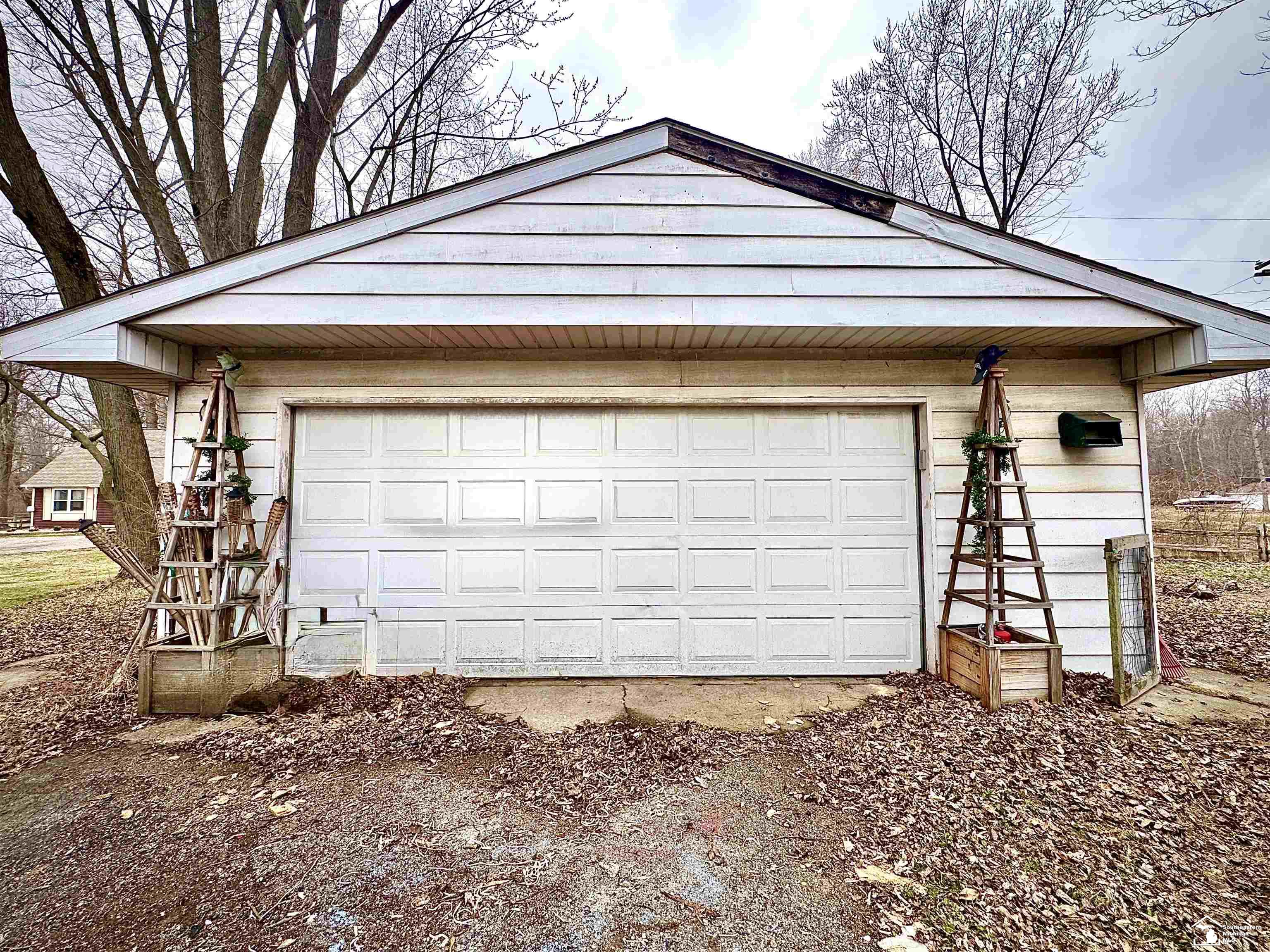 9115 Summerfield Road Temperance, MI 48182 - Photo 6 of 23