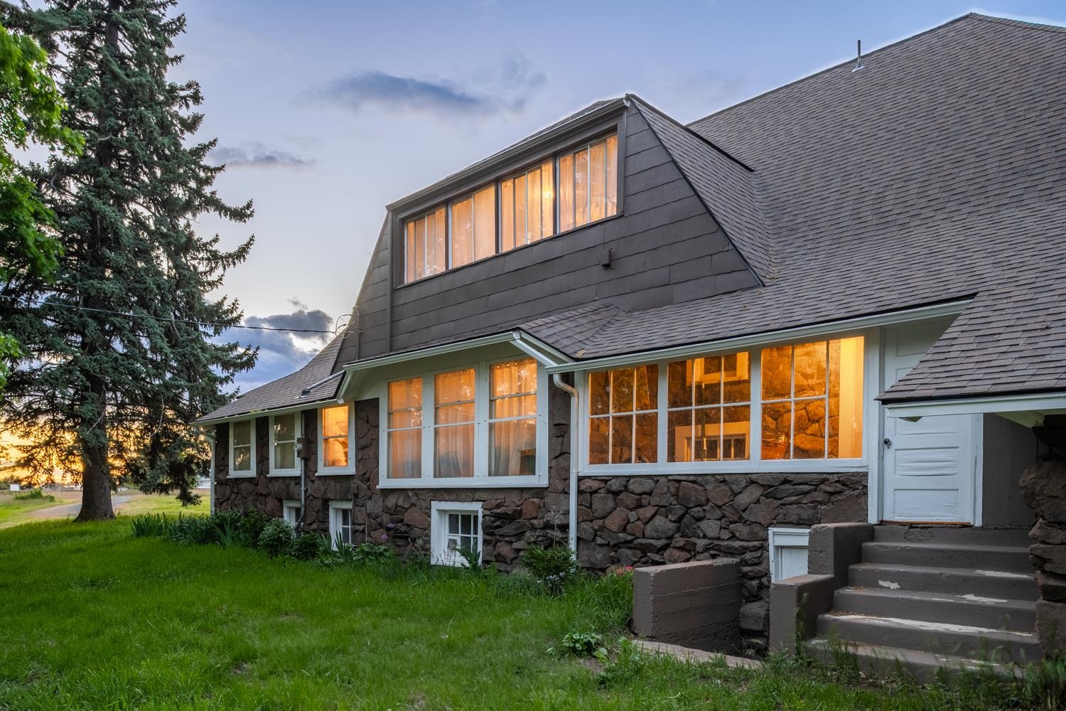 1625 South Hayford Road Spokane, WA 99224 - Photo 2 of 13