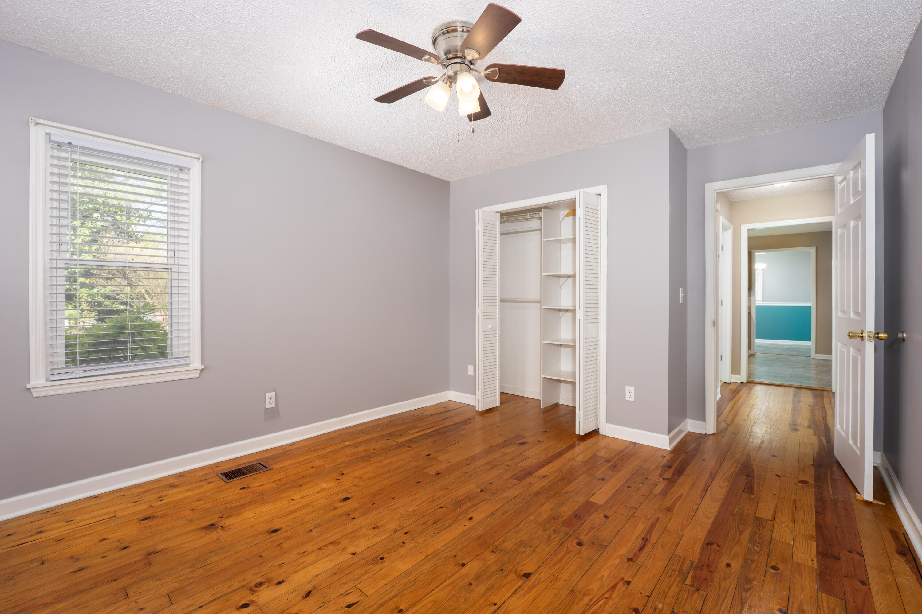 1616 Roberson Road Hixson, TN 37343 - Photo 18 of 36 Bedroom