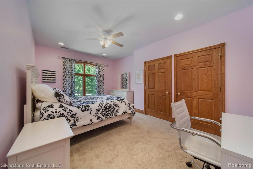 1913 Arthurs Way Rochester Hills, MI 48306 - Photo 34 of 61