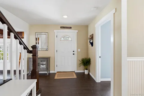 $799,990 | 1 Central Avenue, Amityville, NY 11701