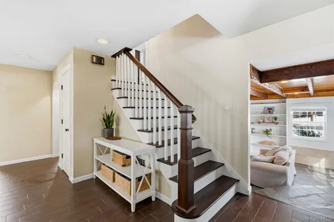 $799,990 | 1 Central Avenue, Amityville, NY 11701