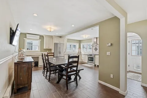 $799,990 | 1 Central Avenue, Amityville, NY 11701