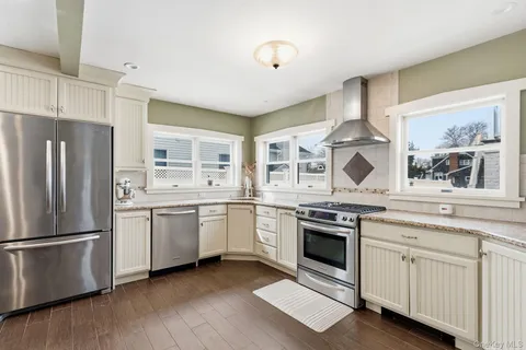 $799,990 | 1 Central Avenue, Amityville, NY 11701