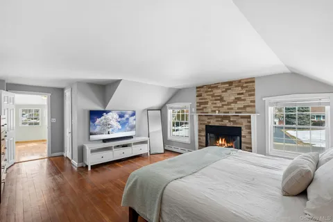 $799,990 | 1 Central Avenue, Amityville, NY 11701