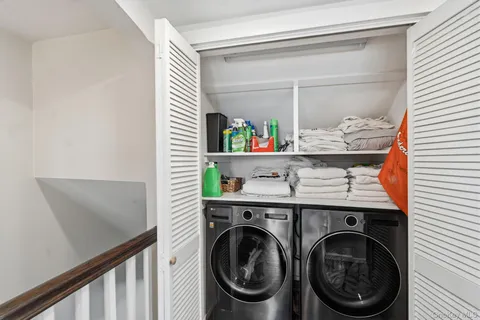 $799,990 | 1 Central Avenue, Amityville, NY 11701