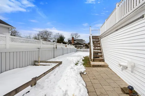 $799,990 | 1 Central Avenue, Amityville, NY 11701