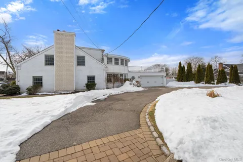 $799,990 | 1 Central Avenue, Amityville, NY 11701