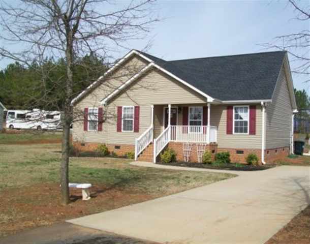 4805 Cockrell Road Greer, SC 29651 - Photo 2 of 24