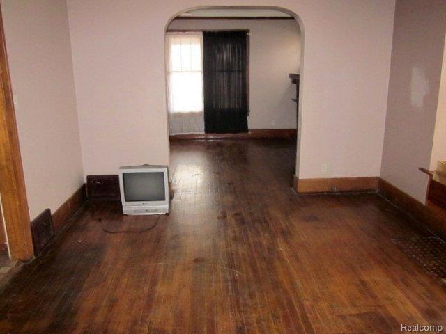 18663 Reed Street Melvindale, MI 48122 - Photo 7 of 12 IMG_1258.JPG