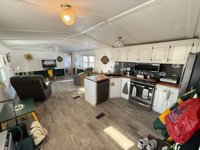 $50,000 | 10525 West Greenfield, Unit 65, West Allis, WI 53214