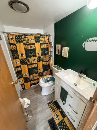 $45,000 | 10525 West Greenfield, Unit 65, West Allis, WI 53214