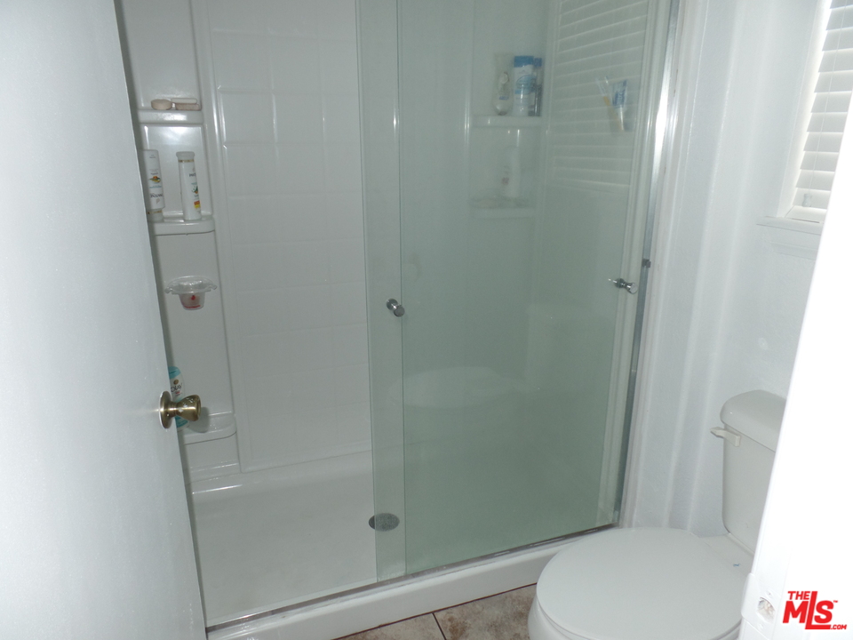 19200 Allegheny Road Apple Valley, CA 92307 - Photo 13 of 15