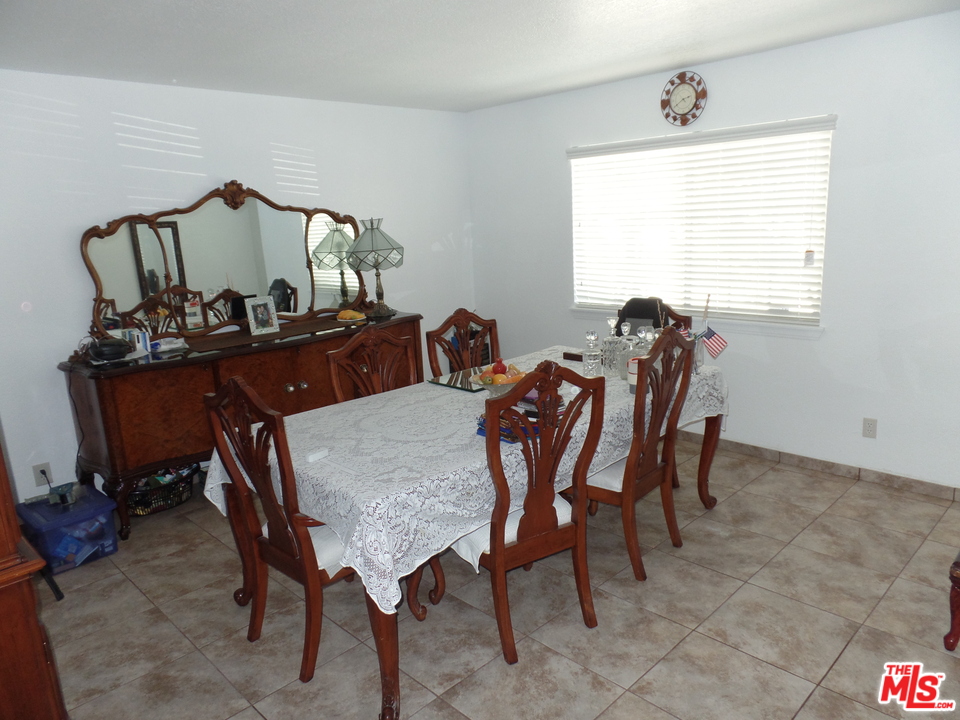 19200 Allegheny Road Apple Valley, CA 92307 - Photo 4 of 15
