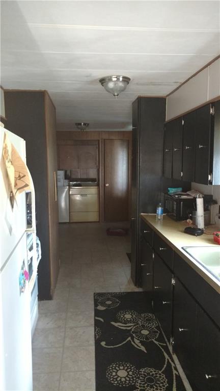 1284 Banetown Road Washington, PA 15301 - Photo 3 of 6