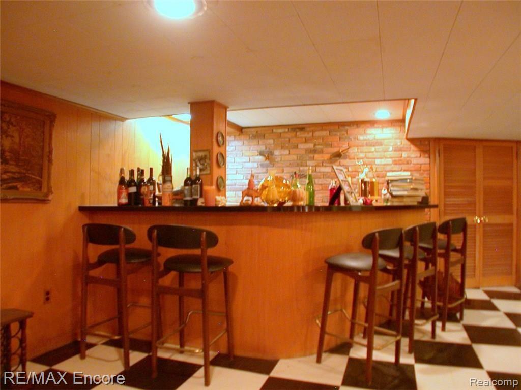 32121 Red Clover Road Farmington Hills, MI 48334 - Photo 33 of 45