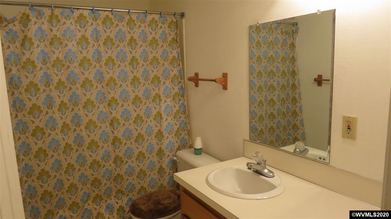 1201 Southwest Bryson Street Dallas, OR 97338 - Photo 15 of 23 Gallery Image 15