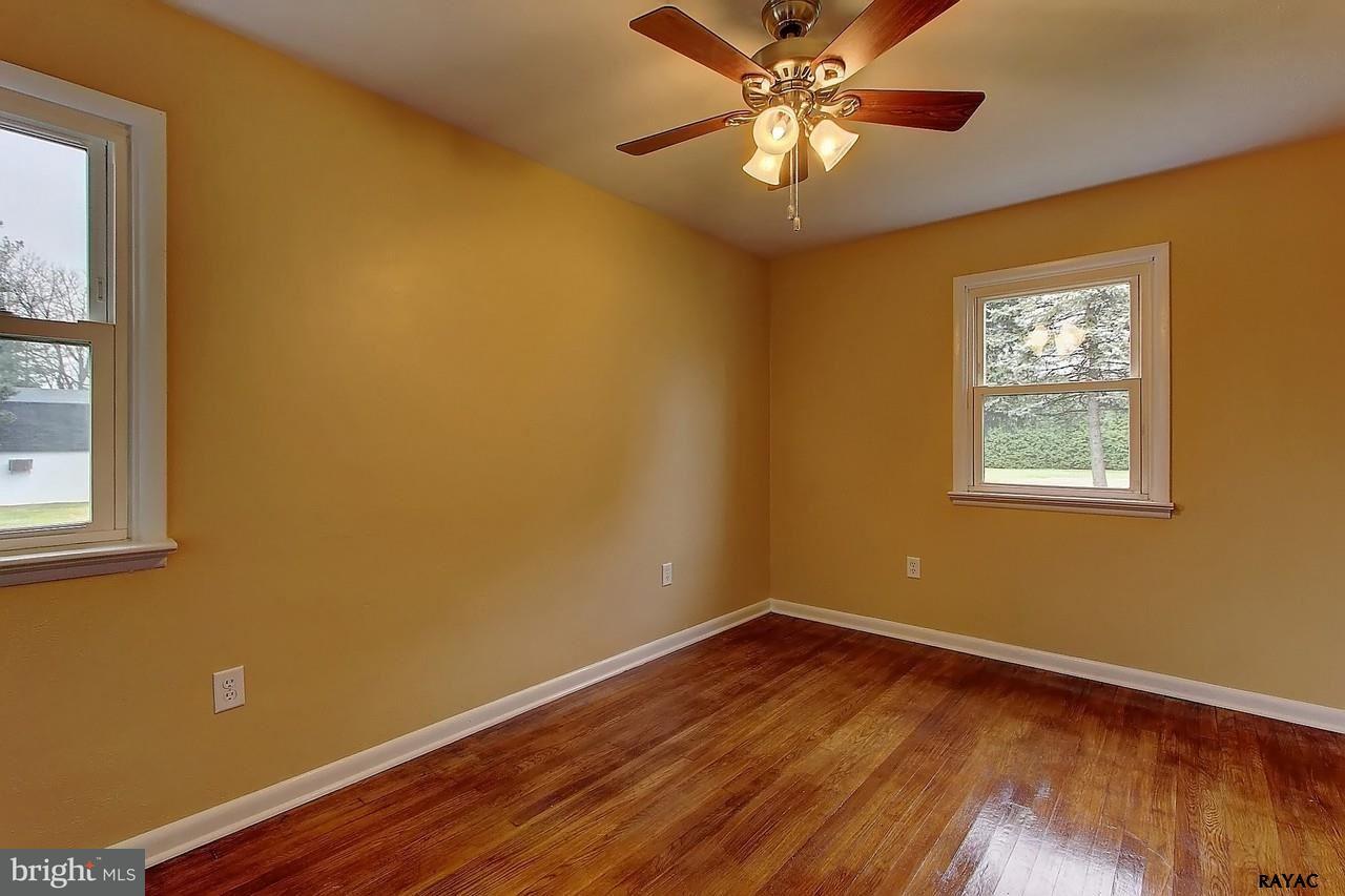 1060 Canal Road Manchester, PA 17345 - Photo 14 of 28 Gallery Image 14