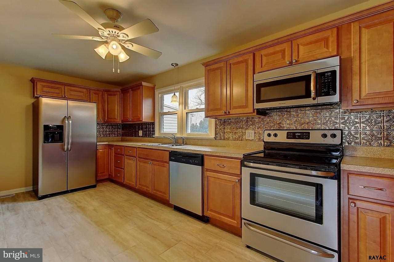 1060 Canal Road Manchester, PA 17345 - Photo 7 of 28 Gallery Image 7