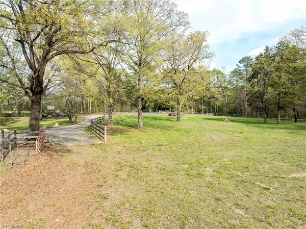 $534,900 | 245 McKnight Road, Advance, NC 27006