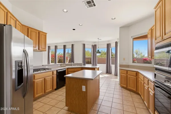 $3,895 | 9331 East Mark Lane, Scottsdale, AZ 85262