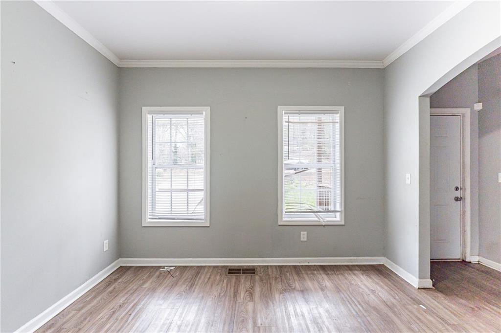 202 Nathan Road Southwest Atlanta, GA 30331 - Photo 4 of 36